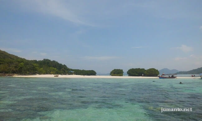 backpacker ke pulau pahawang lampung